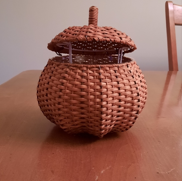 Vintage Pumpkin Wicker Basket Fall Halloween Thanksgiving - Picture 2 of 5
